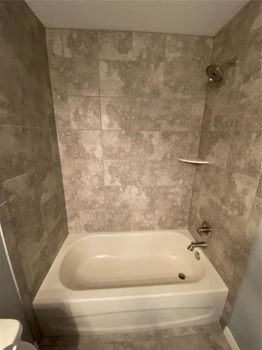 Shower/tub combo