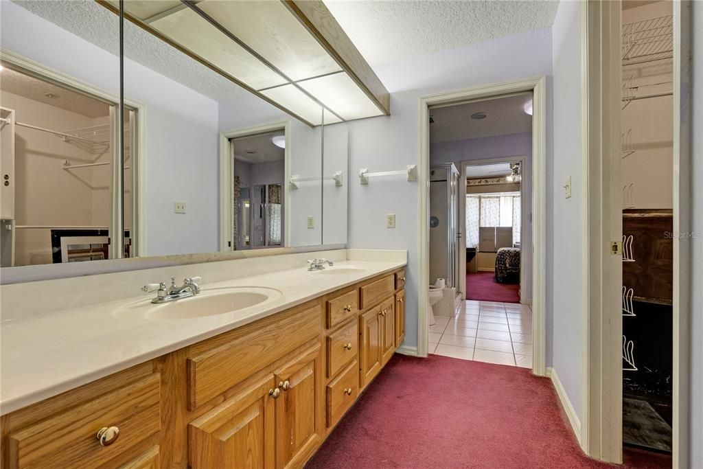 最近售出: $525,000 (3 贝兹, 2 浴室, 1940 平方英尺)