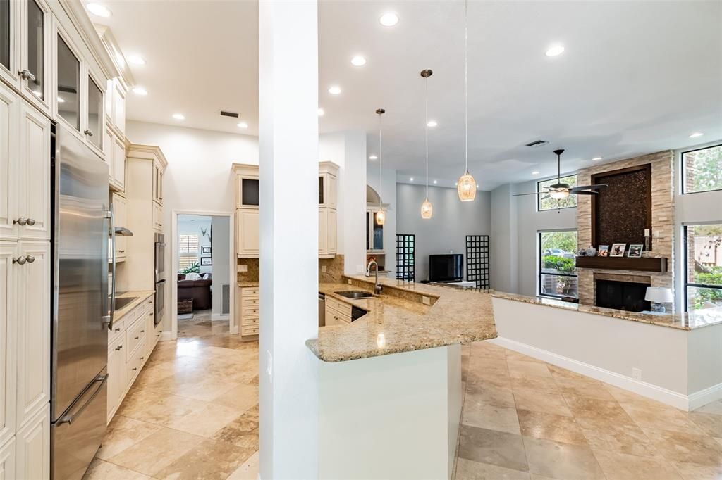 Recently Sold: $1,250,000 (4 beds, 3 baths, 4245 Square Feet)