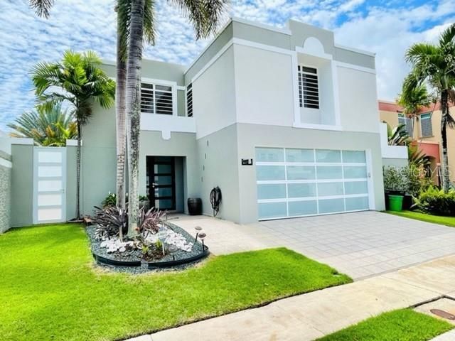 Recently Sold: $399,000 (4 beds, 2 baths, 1950 Square Feet)