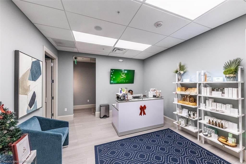 For Rent: $3,000 (2 beds, 2 baths, 1198 Square Feet)