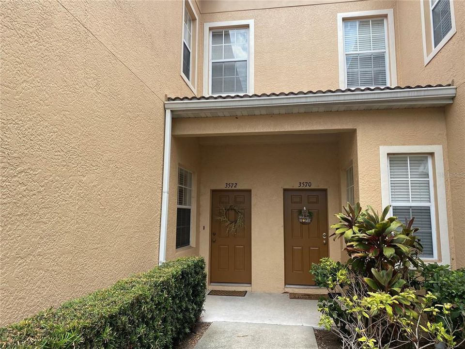 Recently Sold: $440,000 (3 beds, 2 baths, 1776 Square Feet)