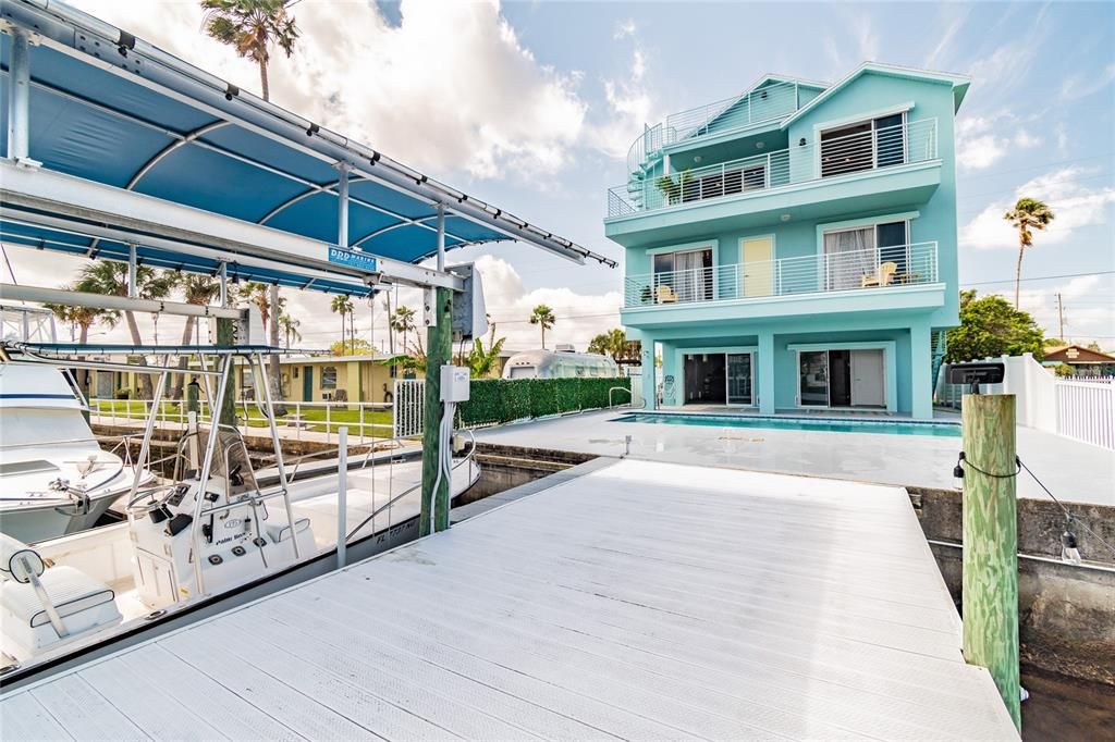 Recently Sold: $1,279,000 (4 beds, 3 baths, 2269 Square Feet)