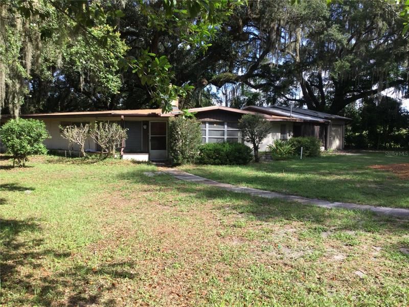 Recently Sold: $95,000 (3 beds, 1 baths, 1729 Square Feet)