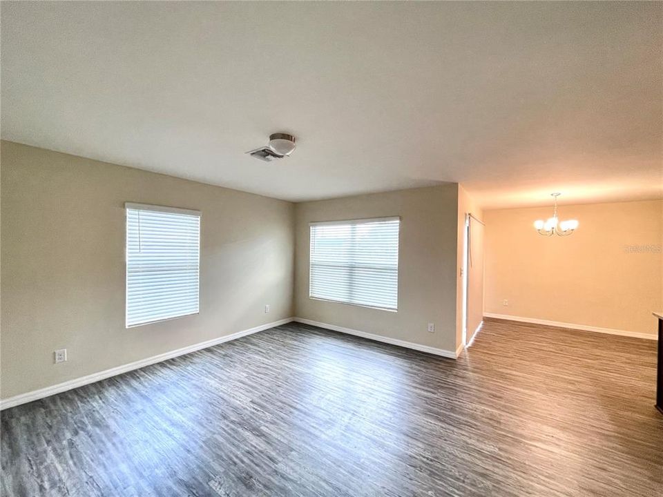 Recently Rented: $1,695 (2 beds, 2 baths, 1033 Square Feet)