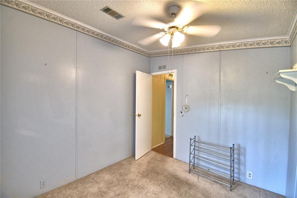 Recently Sold: $155,000 (2 beds, 2 baths, 1107 Square Feet)