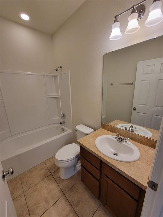 Недавно арендовано: $2,500 (4 спален, 3 ванн, 1972 Квадратных фут)