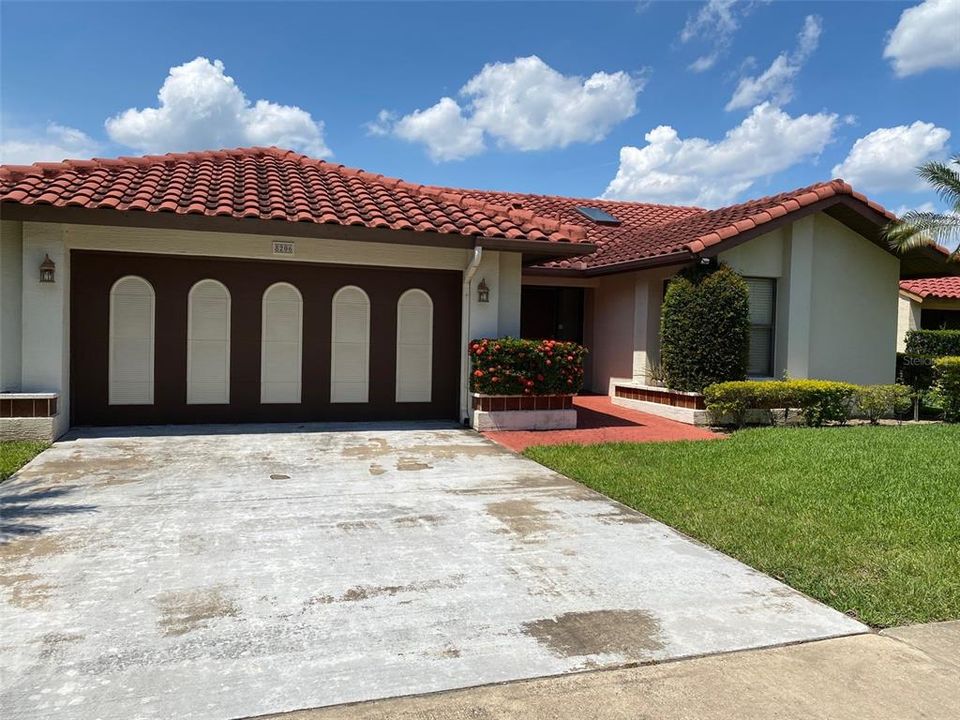 Recientemente alquilado: $2,500 (3 camas, 2 baños, 1619 Pies cuadrados)