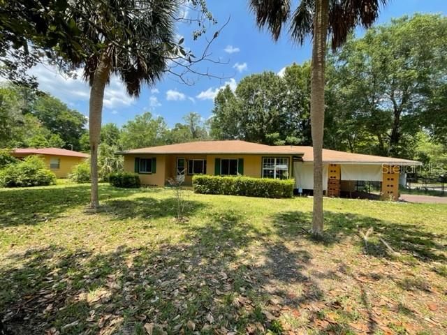 Recently Sold: $210,000 (3 beds, 2 baths, 1436 Square Feet)