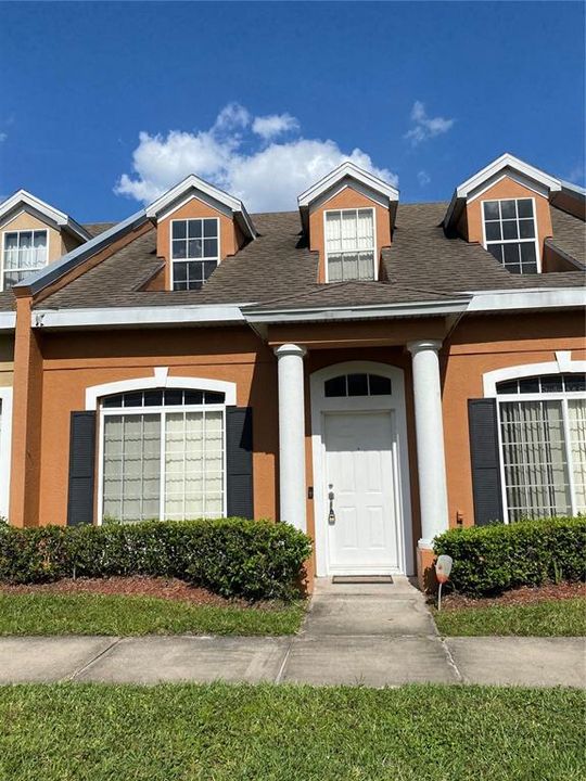 Vendido Recientemente: $293,000 (3 camas, 2 baños, 1567 Pies cuadrados)