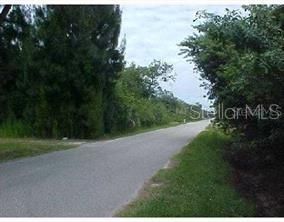 Vendido Recientemente: $53,000 (1.08 acres)