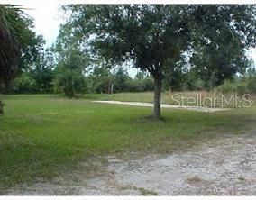 Vendido Recientemente: $53,000 (1.08 acres)