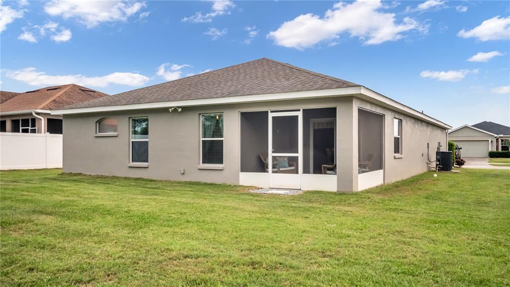 Recently Sold: $349,900 (4 beds, 2 baths, 1768 Square Feet)