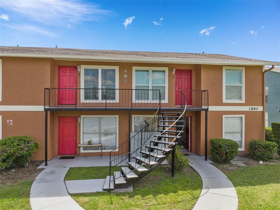 Recently Sold: $140,000 (1 beds, 1 baths, 643 Square Feet)