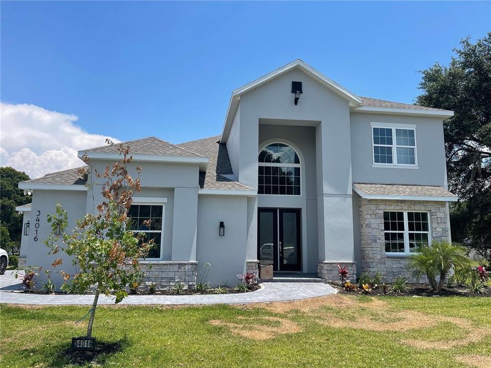 Recently Sold: $584,000 (3 beds, 3 baths, 3200 Square Feet)