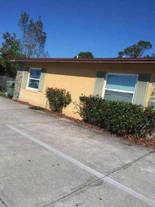 Recently Rented: $1,200 (2 beds, 2 baths, 930 Square Feet)
