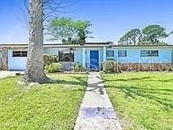 Recently Sold: $230,000 (3 beds, 2 baths, 1080 Square Feet)