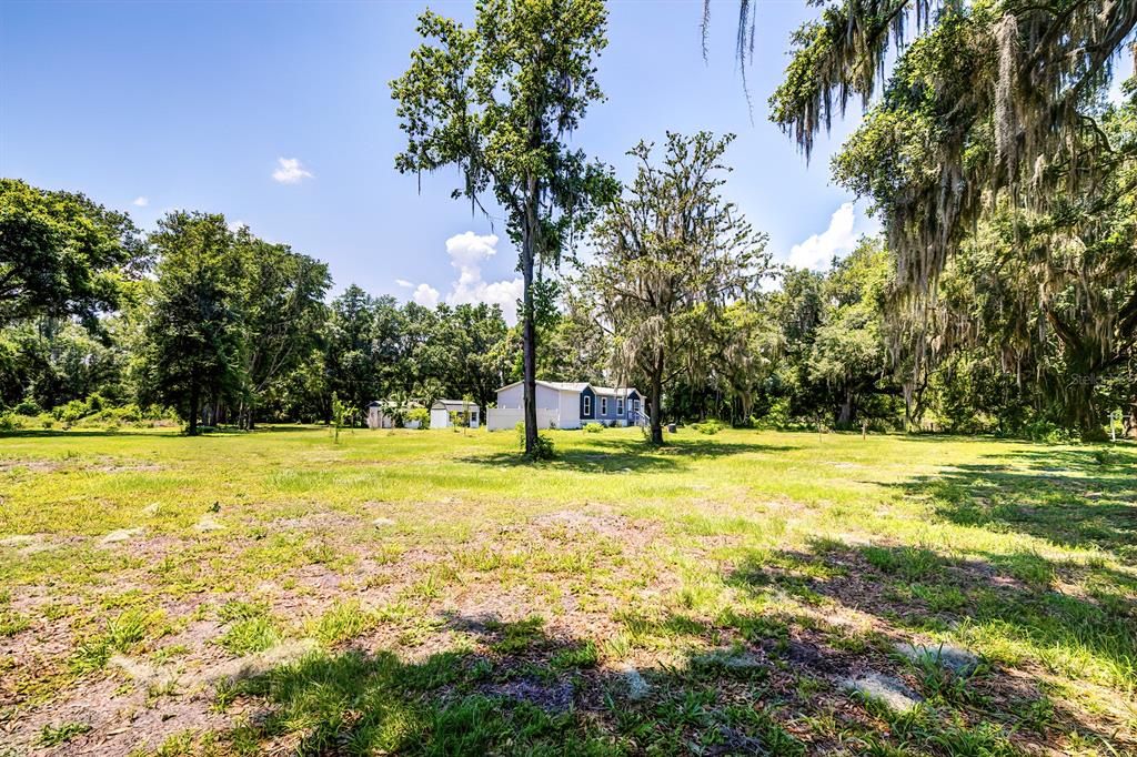 Recently Sold: $285,000 (3 beds, 2 baths, 1265 Square Feet)