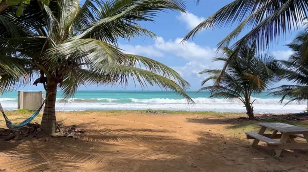 Secluded beach, Playa Fortuna