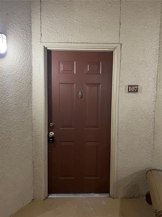 Recently Rented: $1,600 (2 beds, 2 baths, 956 Square Feet)