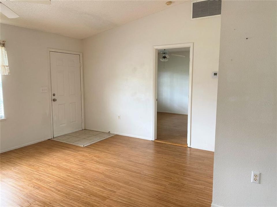 Recently Rented: $1,600 (2 beds, 2 baths, 954 Square Feet)