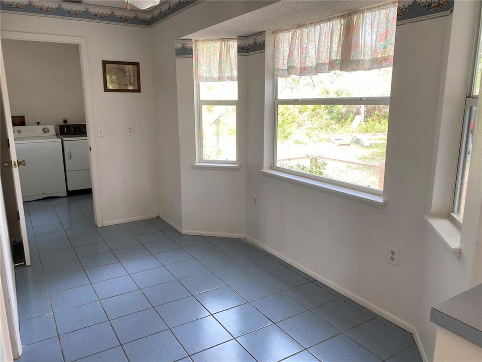 Recently Rented: $1,600 (2 beds, 2 baths, 954 Square Feet)