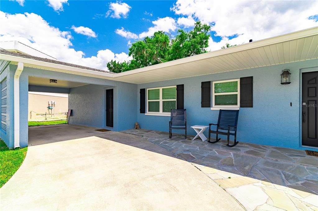 Recently Sold: $585,000 (3 beds, 2 baths, 1919 Square Feet)
