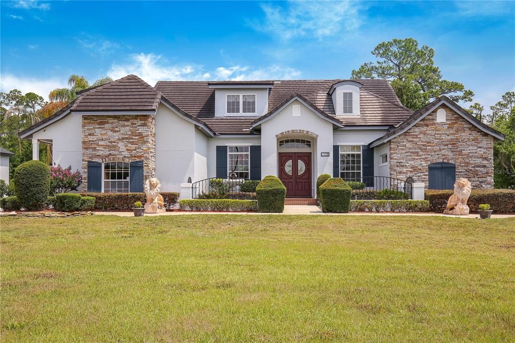 Recently Sold: $1,600,000 (5 beds, 4 baths, 4474 Square Feet)