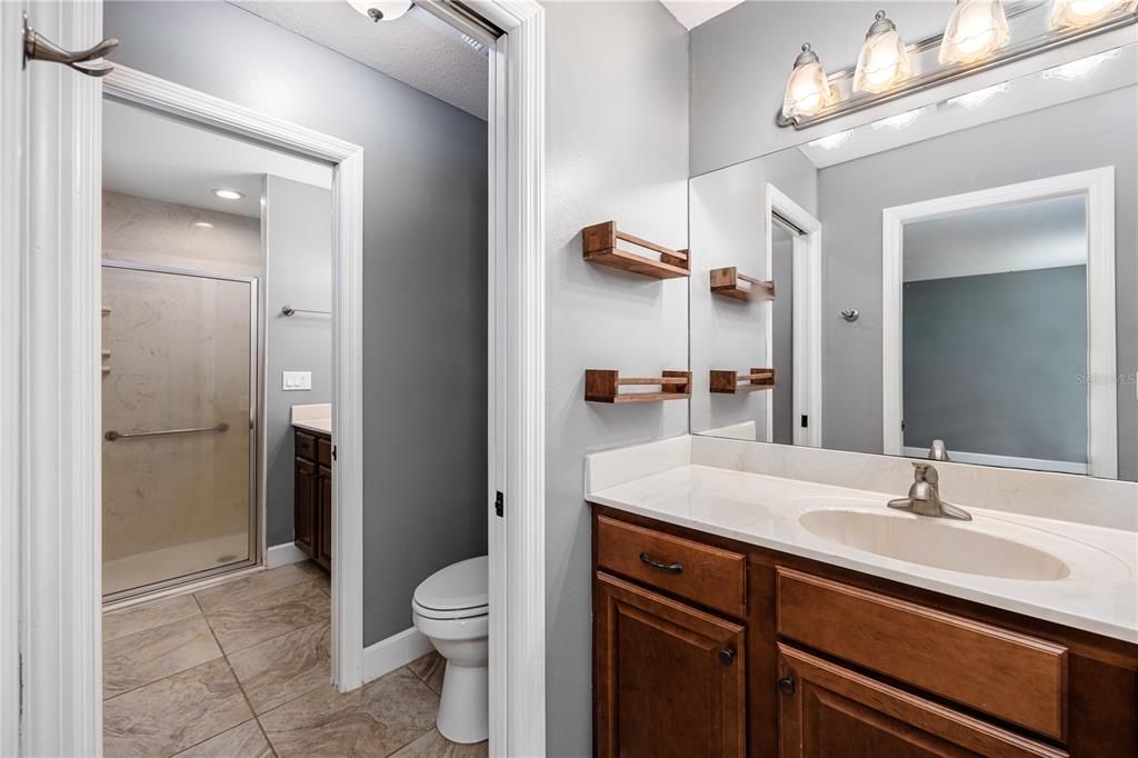 Recently Sold: $425,000 (3 beds, 2 baths, 1794 Square Feet)