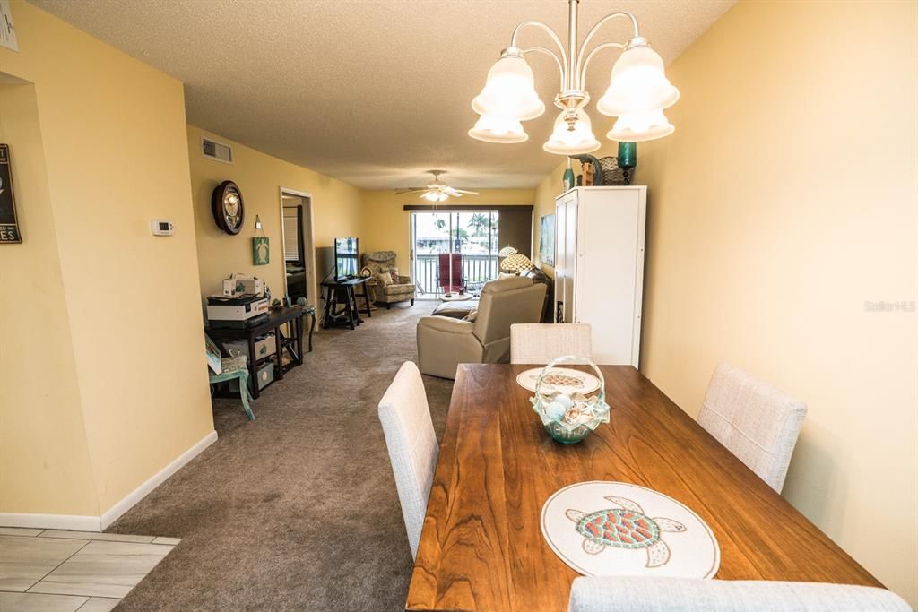 Recently Sold: $280,000 (2 beds, 2 baths, 1084 Square Feet)