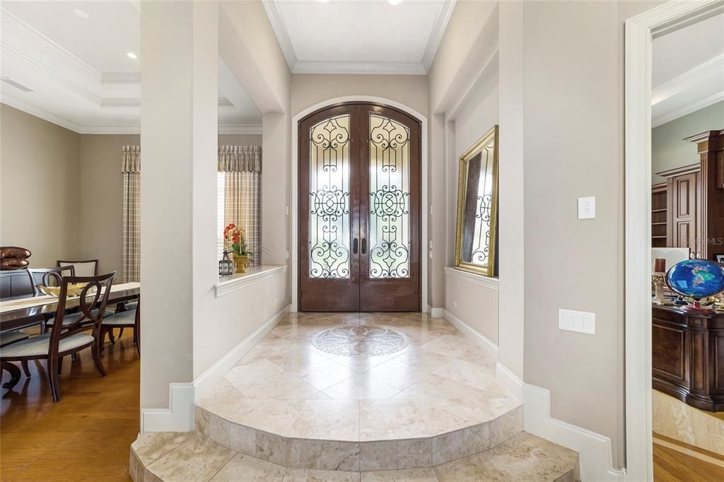 Recently Sold: $3,200,000 (5 beds, 5 baths, 5137 Square Feet)