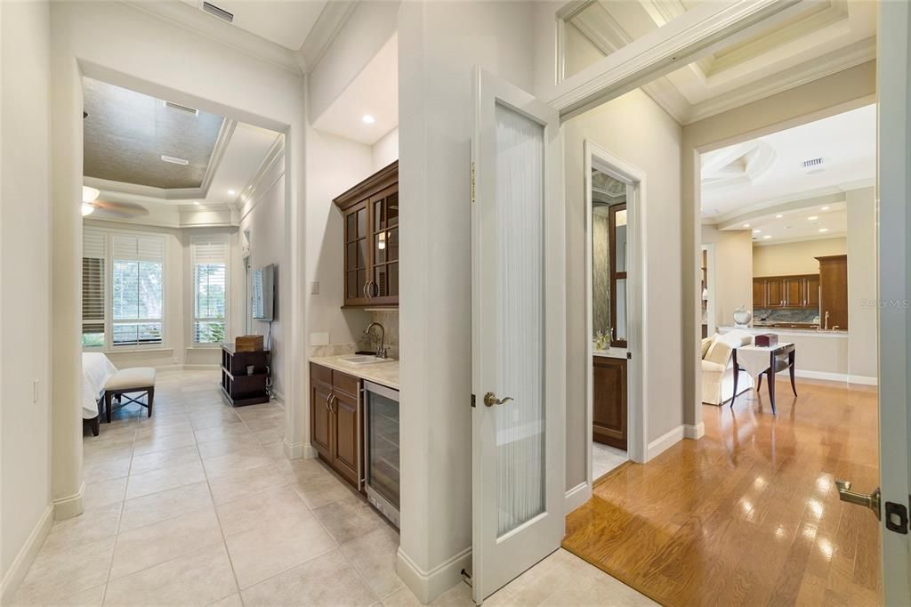 Recently Sold: $3,200,000 (5 beds, 5 baths, 5137 Square Feet)