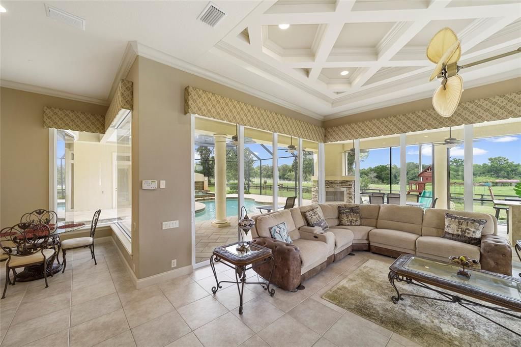 Recently Sold: $3,200,000 (5 beds, 5 baths, 5137 Square Feet)