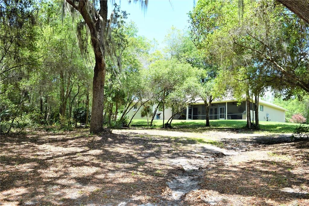 Recently Sold: $720,000 (3 beds, 3 baths, 2204 Square Feet)