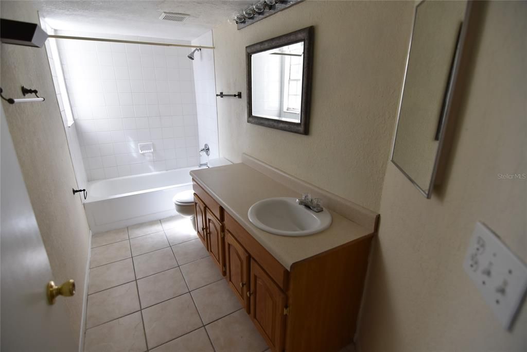 Недавно арендовано: $1,500 (3 спален, 2 ванн, 1158 Квадратных фут)
