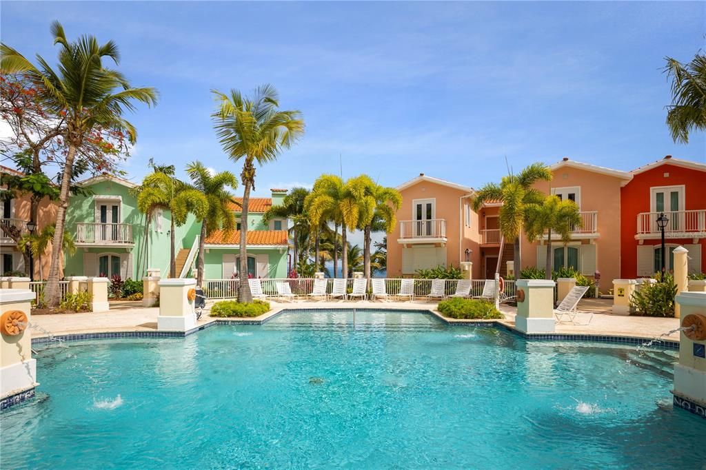 Recently Sold: $1,500,000 (3 beds, 3 baths, 2047.89 Square Feet)