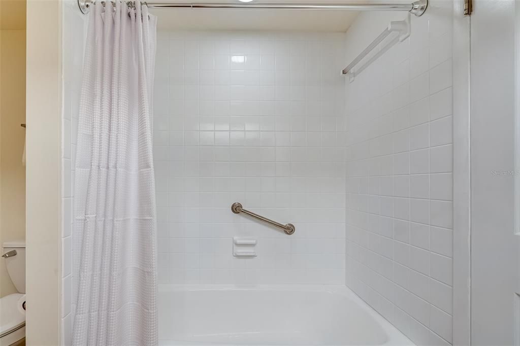 最近售出: $615,000 (2 贝兹, 2 浴室, 1403 平方英尺)