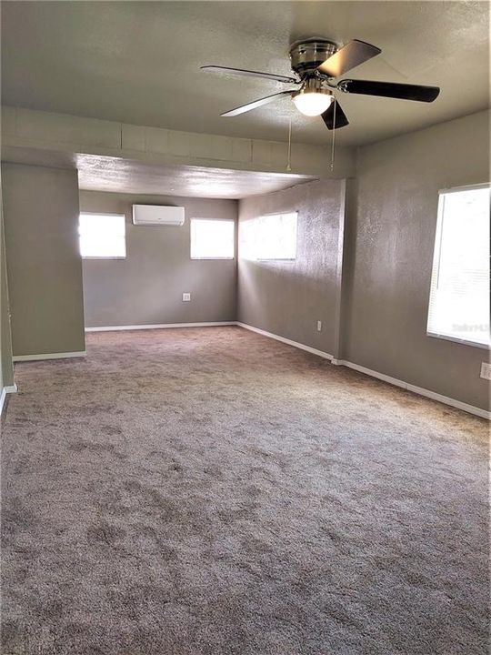 Recently Sold: $125,000 (3 beds, 1 baths, 1025 Square Feet)