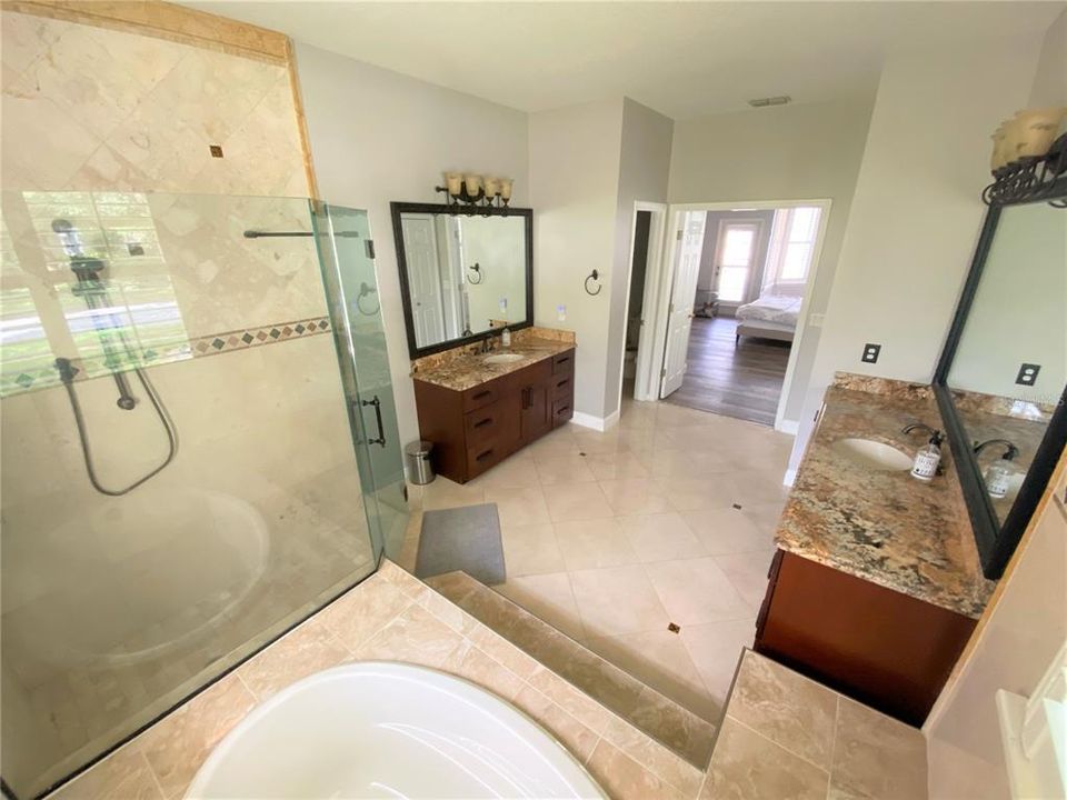 Недавно арендовано: $3,000 (4 спален, 2 ванн, 2520 Квадратных фут)