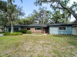Recently Sold: $430,000 (3 beds, 2 baths, 1914 Square Feet)