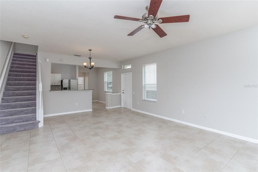 Recently Rented: $1,995 (3 beds, 2 baths, 1545 Square Feet)