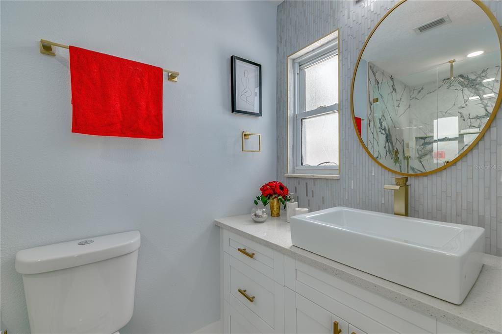 最近售出: $565,000 (3 贝兹, 2 浴室, 1661 平方英尺)