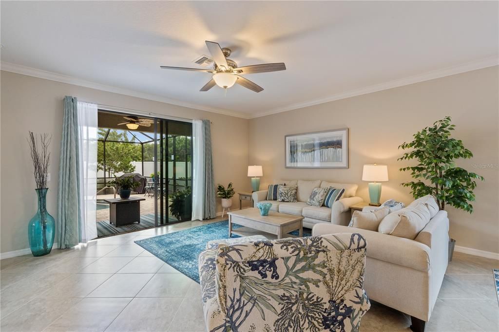 Recently Sold: $675,000 (3 beds, 3 baths, 1831 Square Feet)