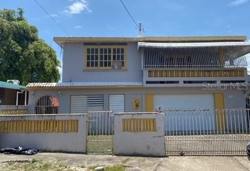 Vendido Recientemente: $78,000 (4 camas, 5 baños, 1800 Pies cuadrados)