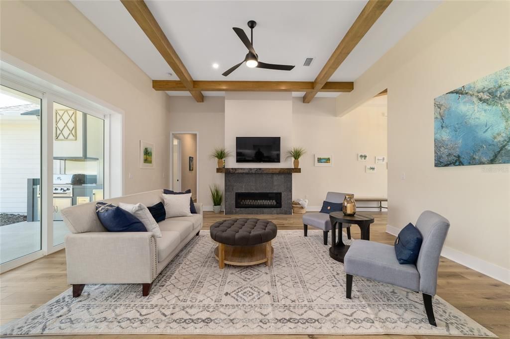 Recently Sold: $659,000 (3 beds, 2 baths, 2366 Square Feet)