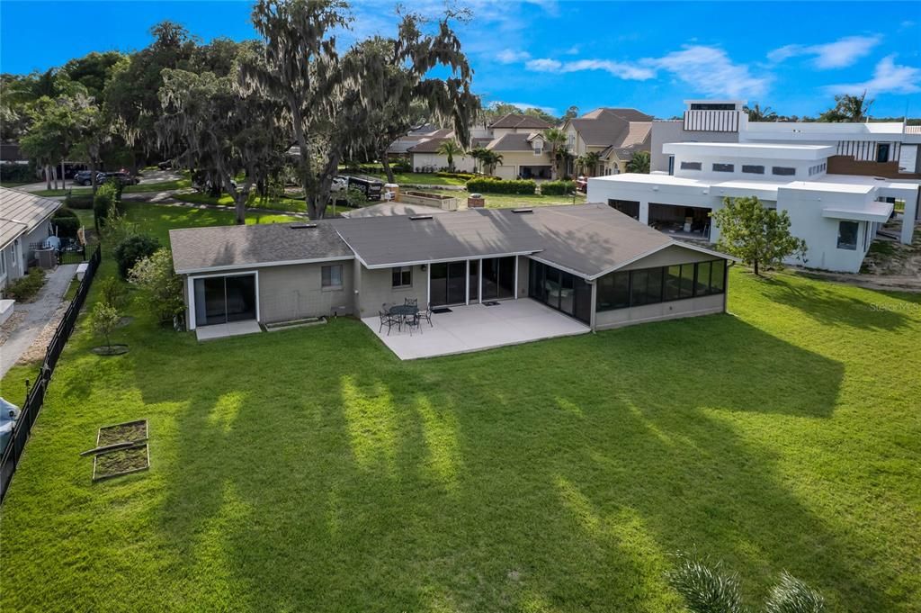 Recently Sold: $1,500,000 (4 beds, 2 baths, 2292 Square Feet)