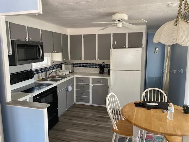 Recently Sold: $118,500 (1 beds, 1 baths, 552 Square Feet)