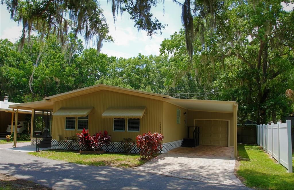 Home Sweet Home.  You will love this quiet location with lake access.