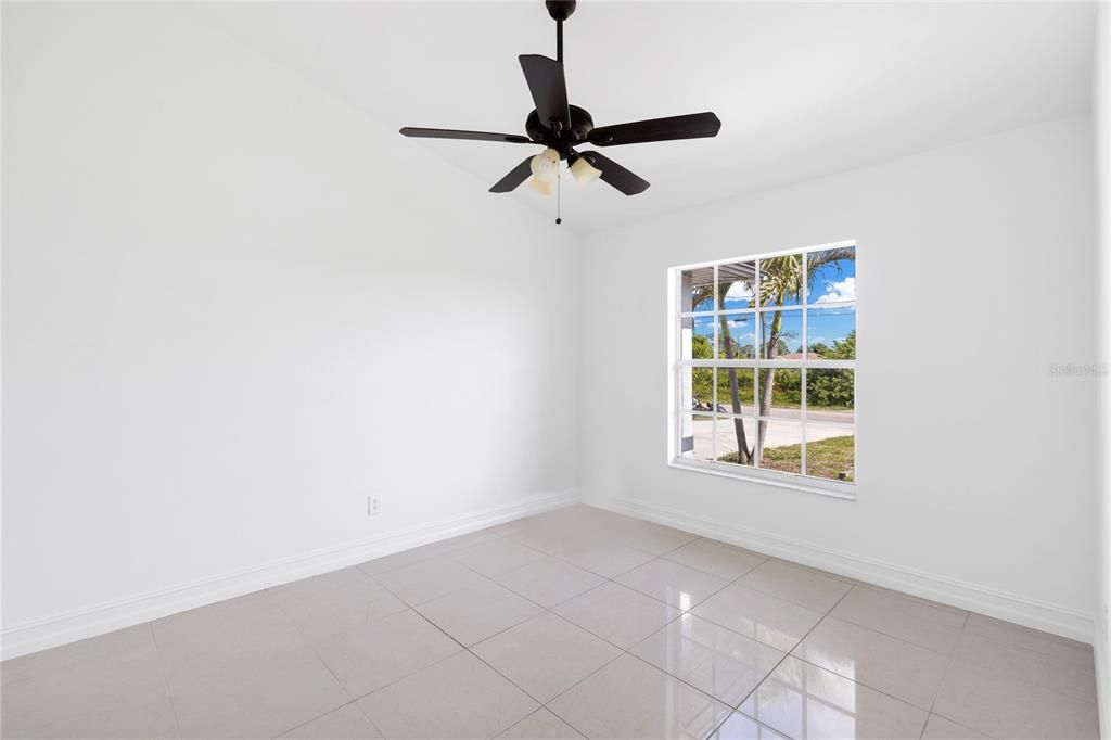 Recently Sold: $340,000 (3 beds, 2 baths, 1796 Square Feet)