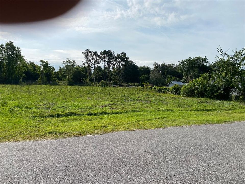 Vendido Recientemente: $109,900 (0.53 acres)